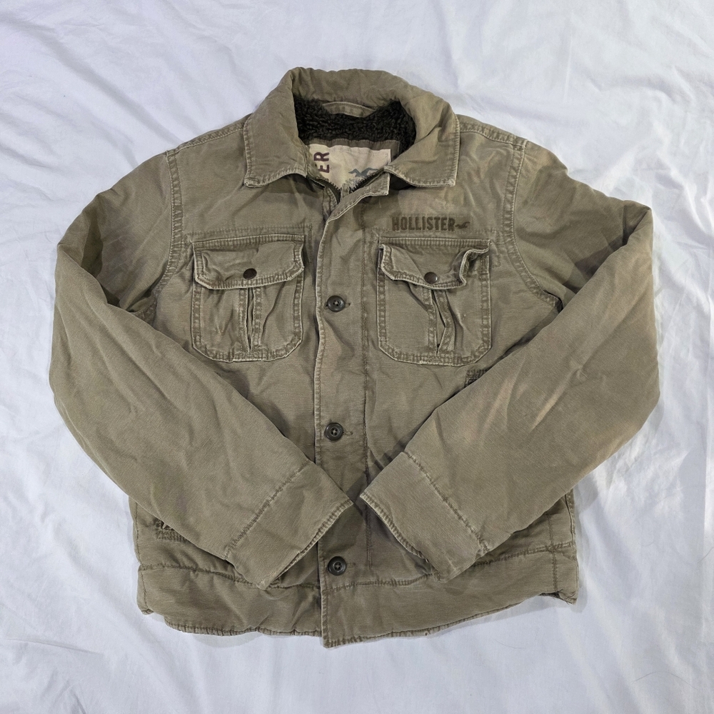 Vintage Hollister Khaki Sherpa Lined Distressed Cargo/Military Field Jacket. M